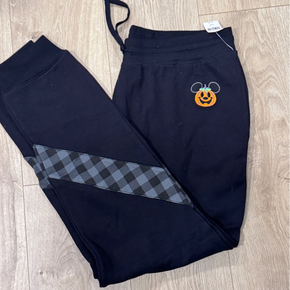 Womens L Disney Halloween 2023 Black Jogger Sweatpants with Checkered Detail NWT